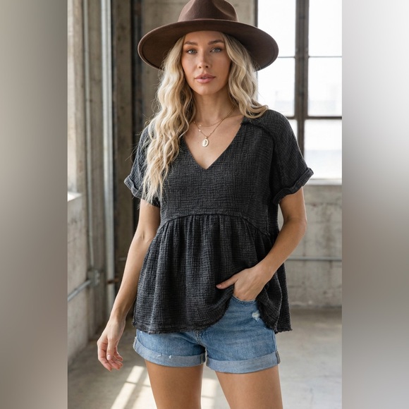 Umgee Tops - NWT UMGEE Mineral Wash V-Neck Baby Doll Top with Fray Details & Folded Sleeves